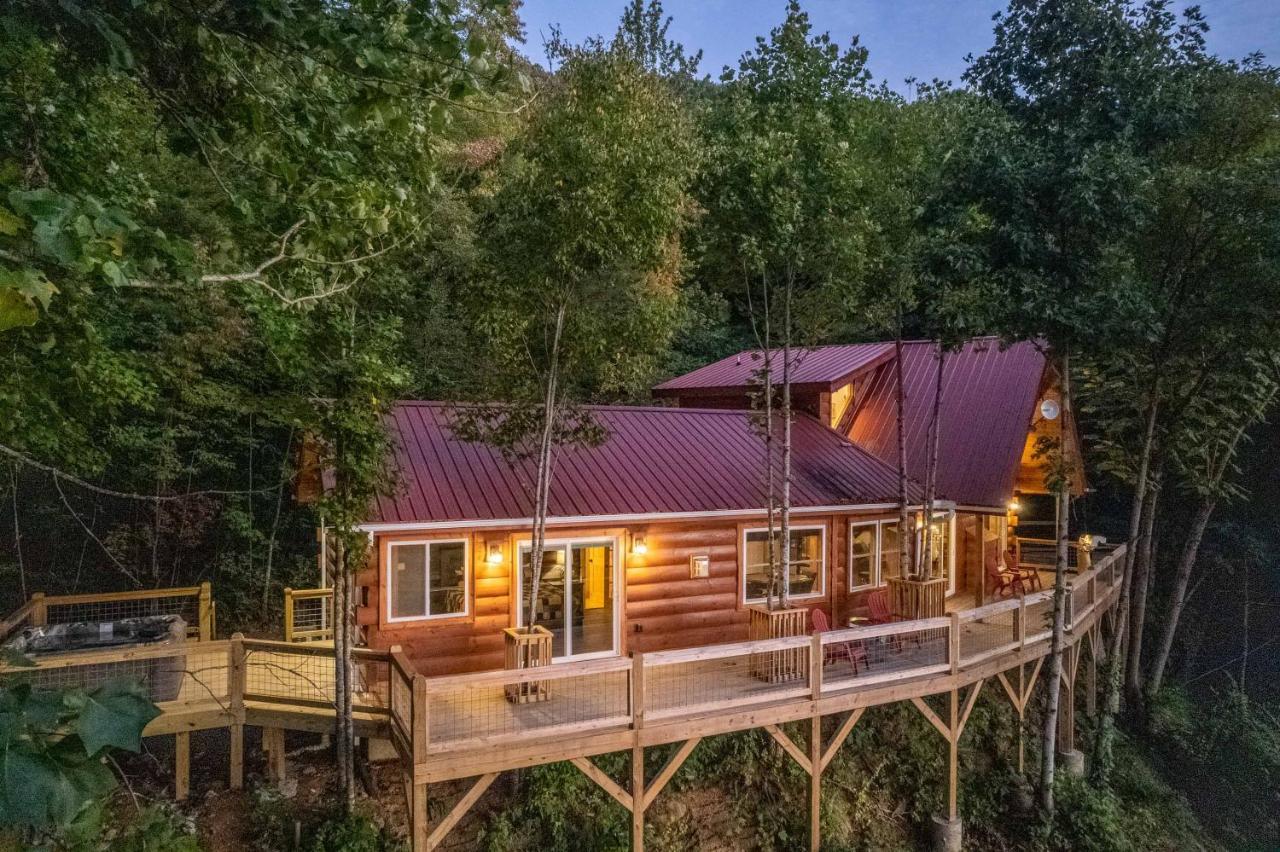 Stunning 2Br Cabin With Mountain Views Waynesville Buitenkant foto