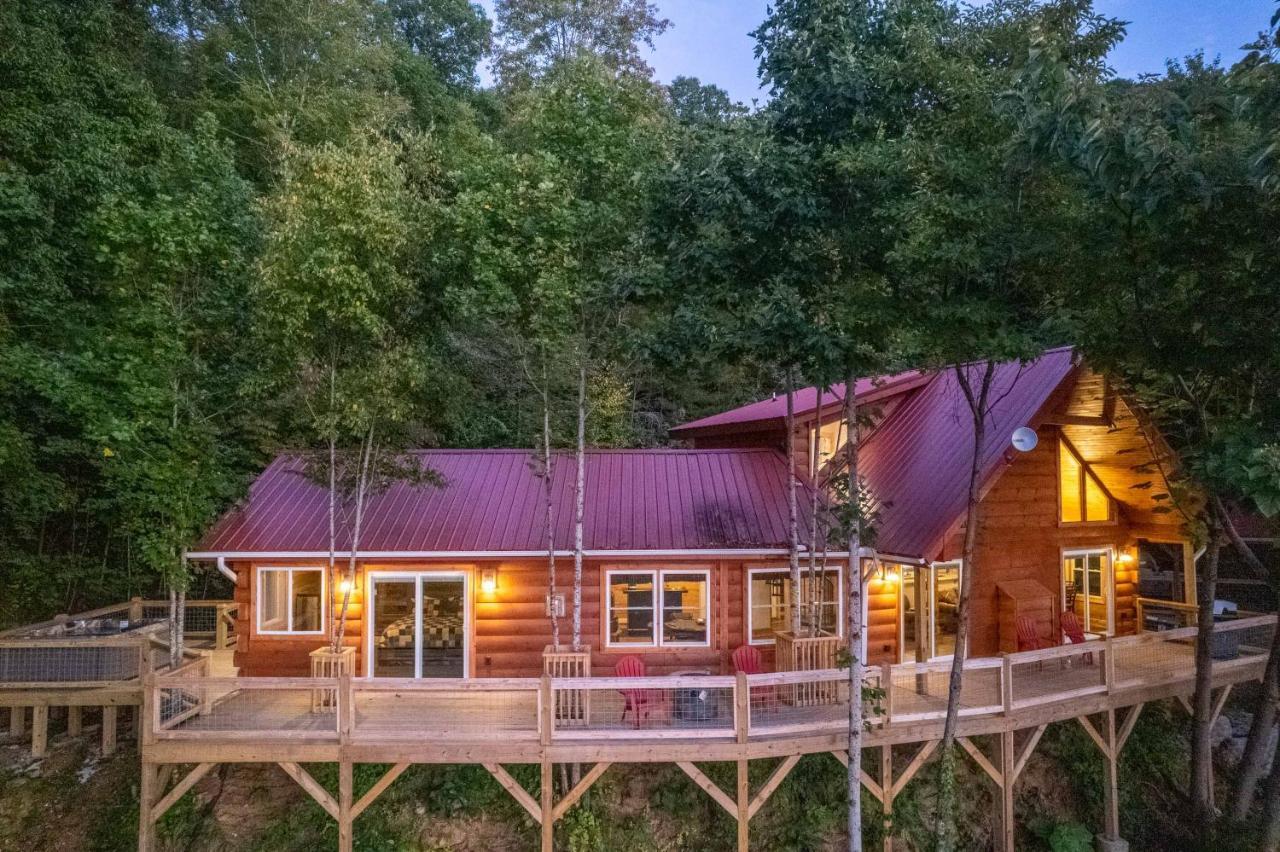 Stunning 2Br Cabin With Mountain Views Waynesville Buitenkant foto